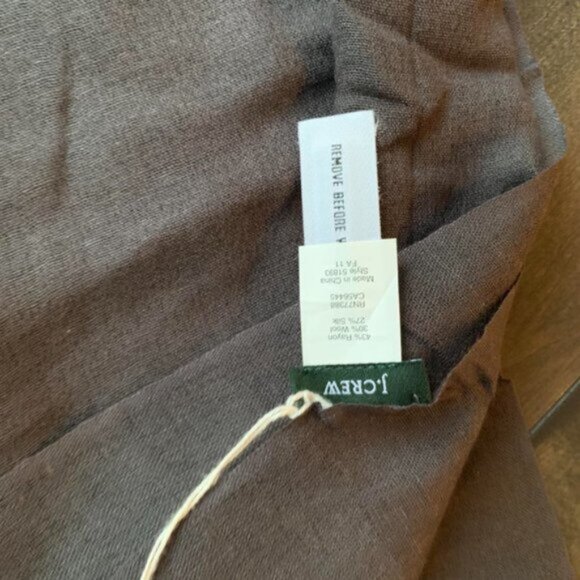 J;Crew Large Oblong Rayon Scarf - NEW - Picture 2 of 4